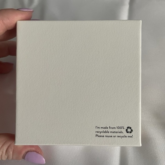 Abbott Lyon Mini Heart Birthstone Ring One Size Silver Green Emerald May - Picture 3 of 7